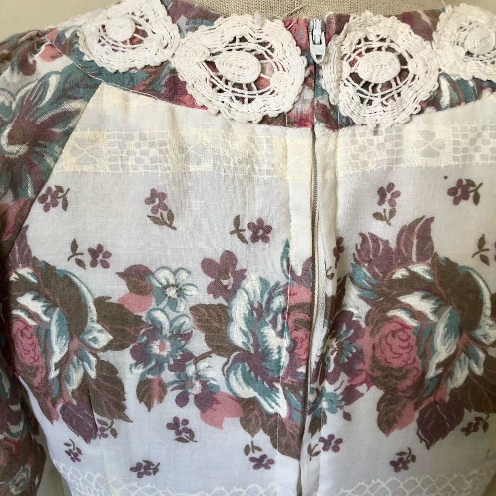 1970s Prairie Dress Small Floral Cottagecore Gown - Picture 8 of 11